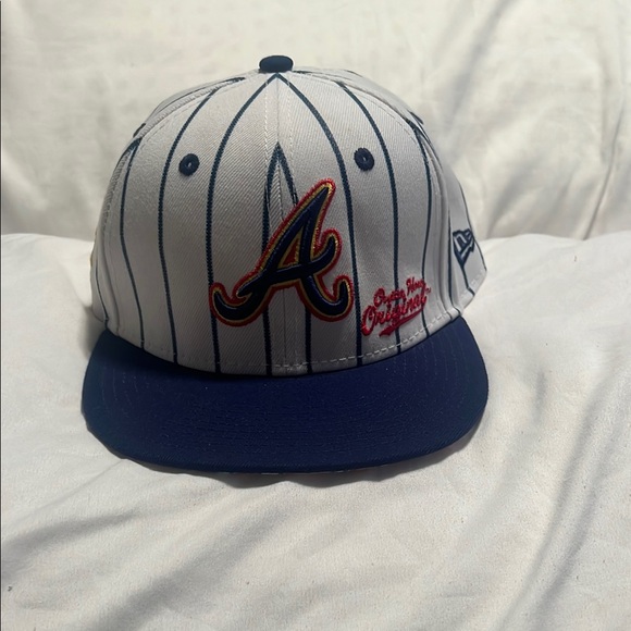 New Era Other - New Era White and Blue Pinstripe Baseball Cap Atlanta Braves big league chew
